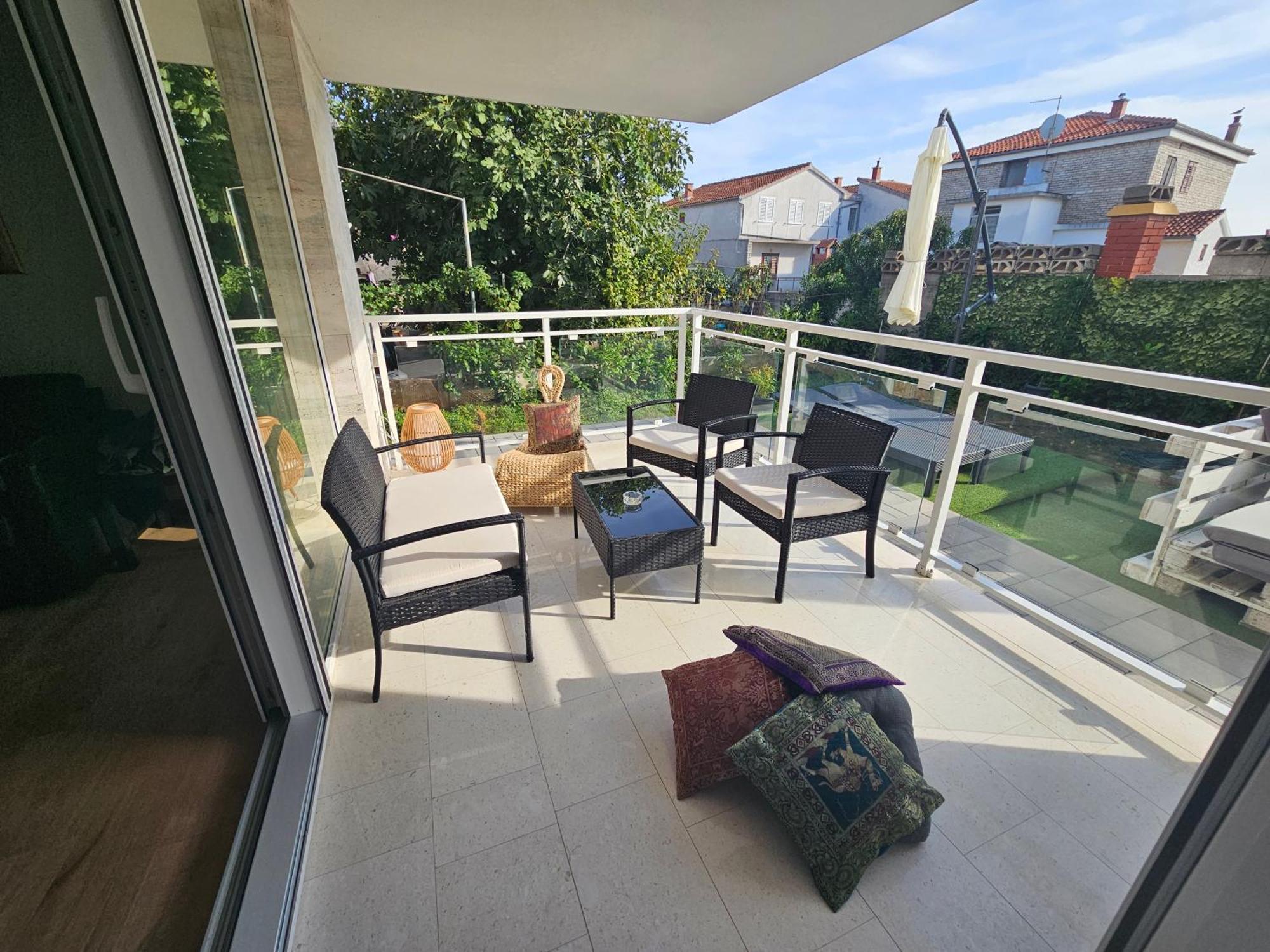 Vila Regina Apartment Rex With Swimming Pool Jezera Extérieur photo
