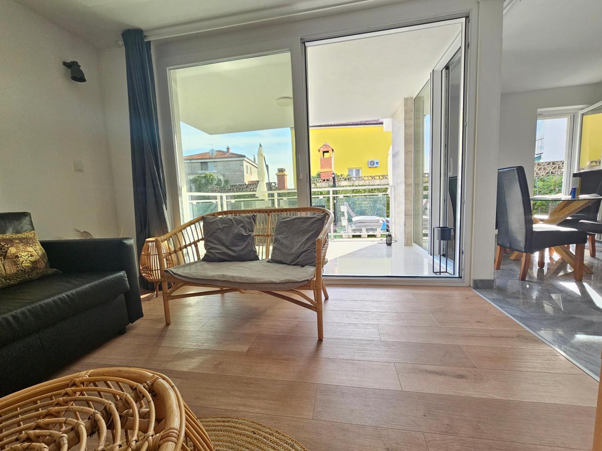 Vila Regina Apartment Rex With Swimming Pool Jezera Extérieur photo