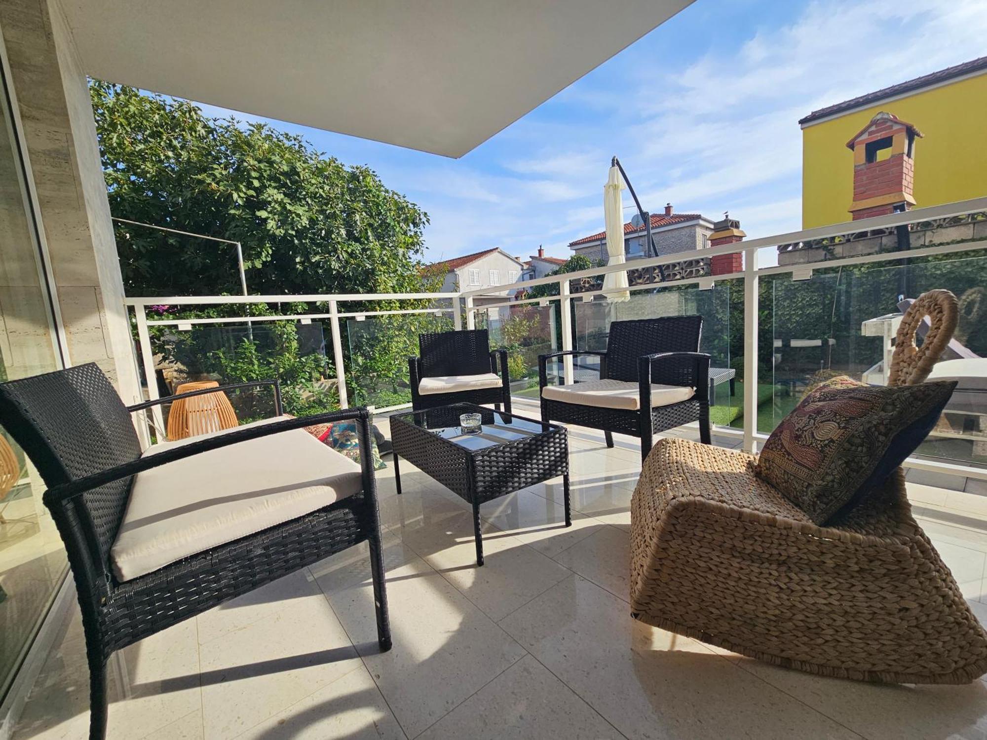 Vila Regina Apartment Rex With Swimming Pool Jezera Extérieur photo