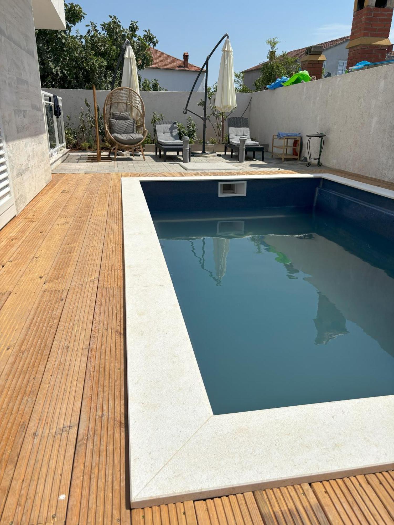 Vila Regina Apartment Rex With Swimming Pool Jezera Extérieur photo