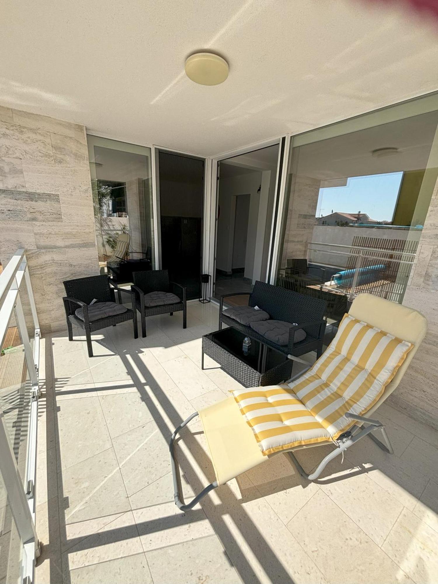 Vila Regina Apartment Rex With Swimming Pool Jezera Extérieur photo